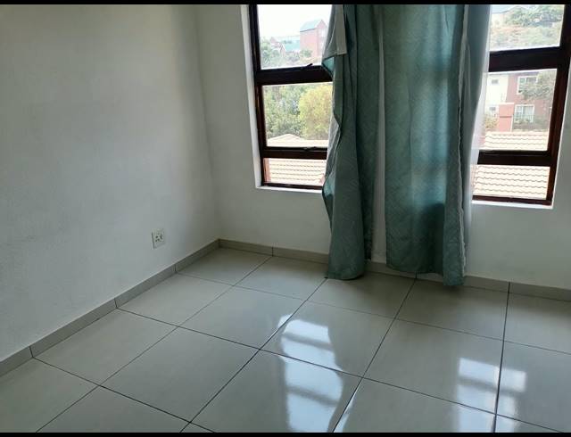 1 bed property to rent in WINCHESTER HILLS